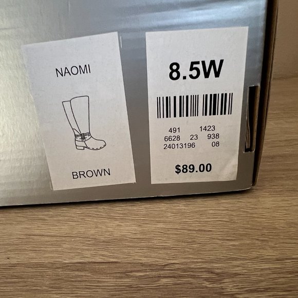 CLOUDWALKERS Naomi Boots - Brown - Size 8.5 Wide - Picture 3 of 9